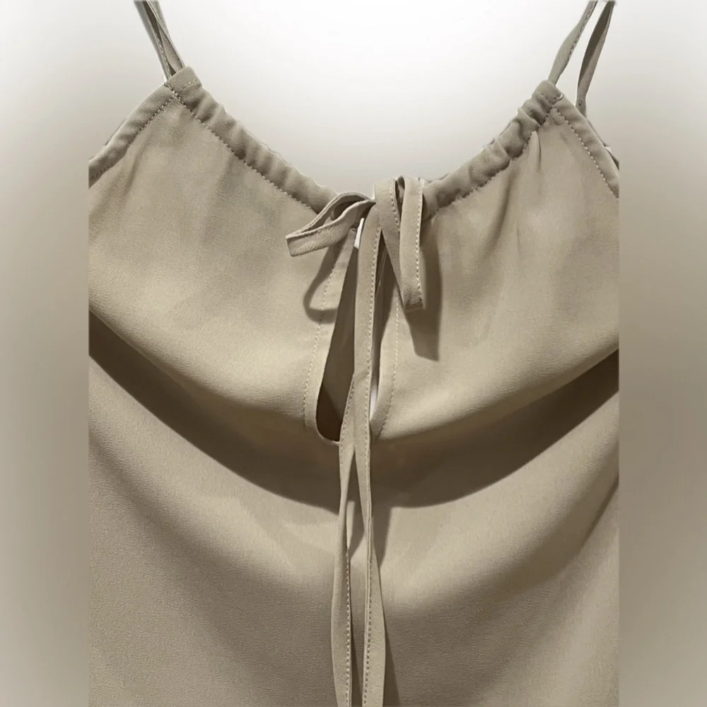 Wrap-Front Open Shoulder - Picture 4 of 13